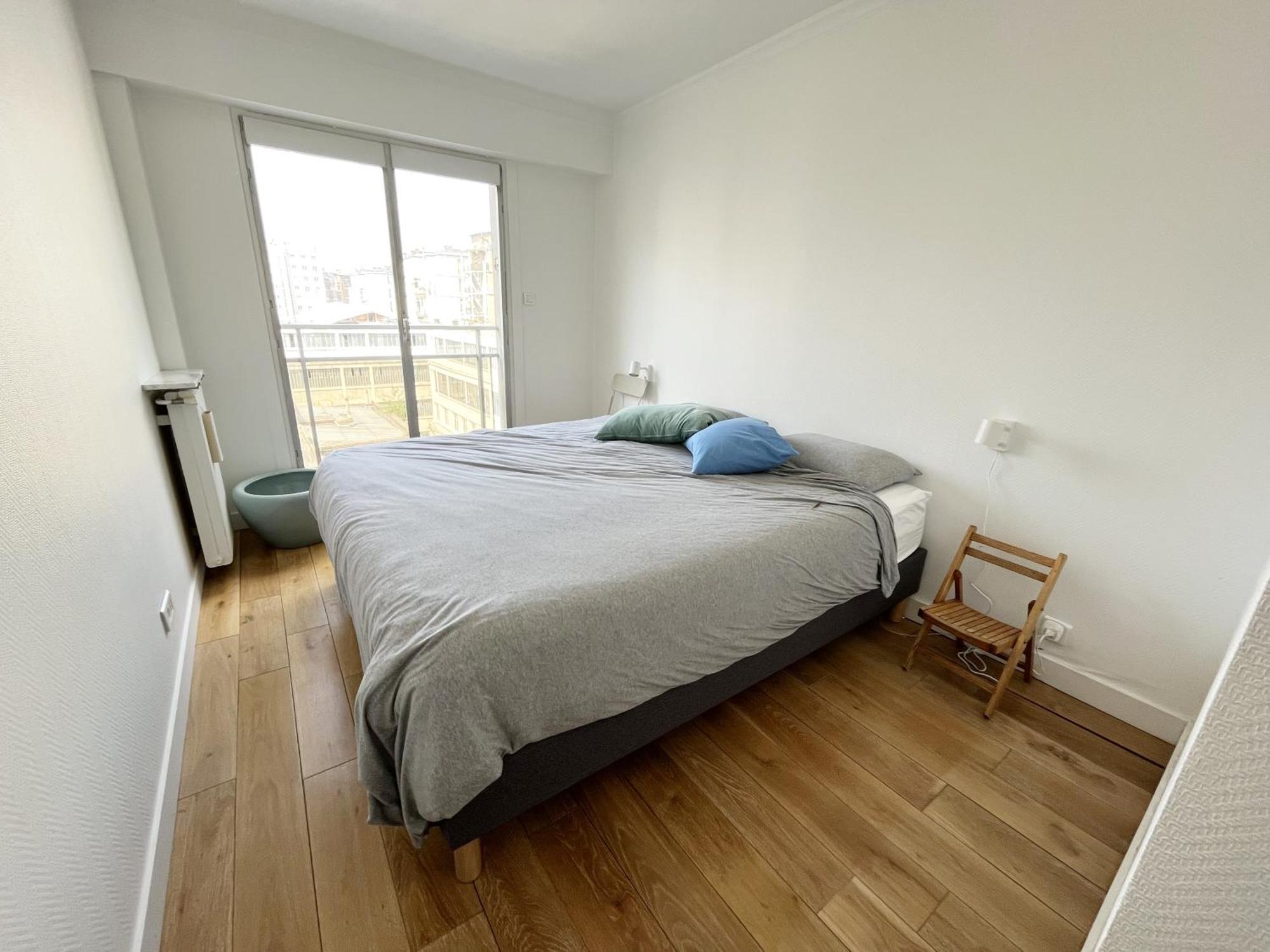 Grand Bright Appartment-4bdr-130m2 Apartment